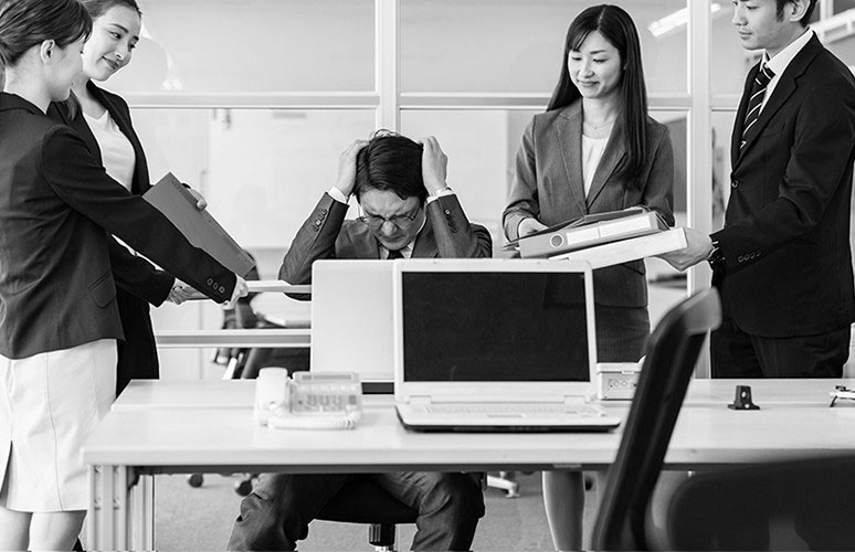 翌週まで確認ができない…